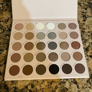 Colourpop stone cold fox palette